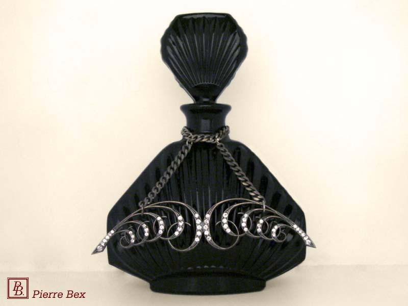 Pierre Bex Art-Deco perfume bottle with rhinestones 46319-01
